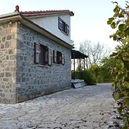 Villa With Garden And Bbq *